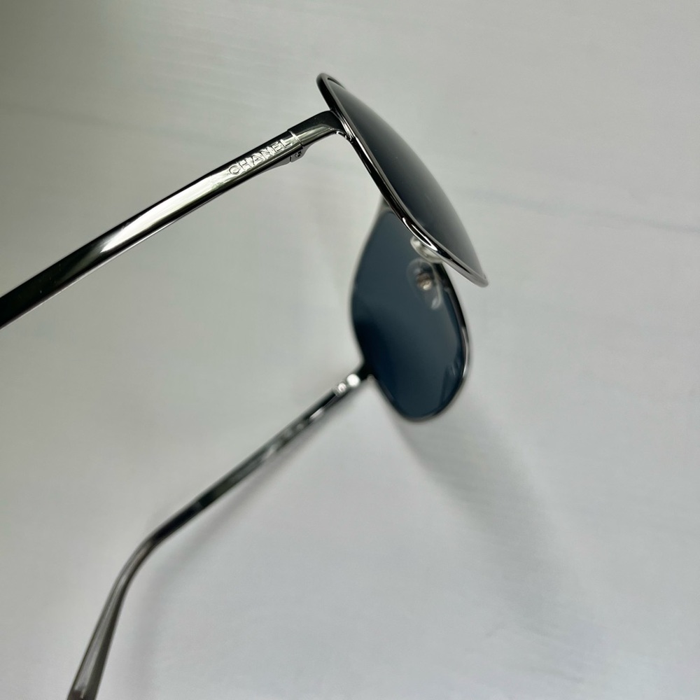 Chanel 4127 108 87 Vintage Aviator Sunglasses Unisex - Picture 14 of 15